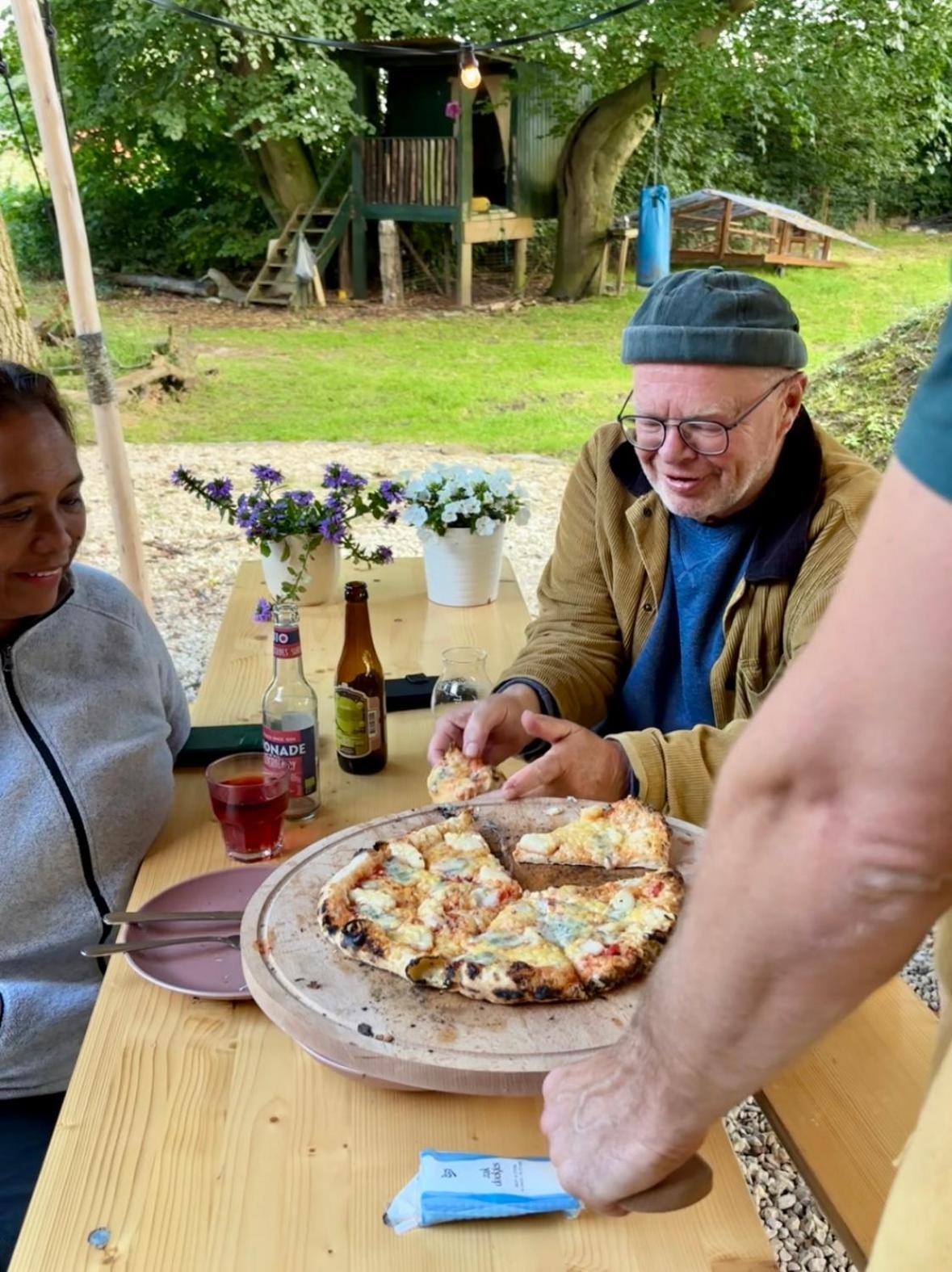 Bell Tent In Een Voedselbos Nederweert-Eind Buitenkant foto